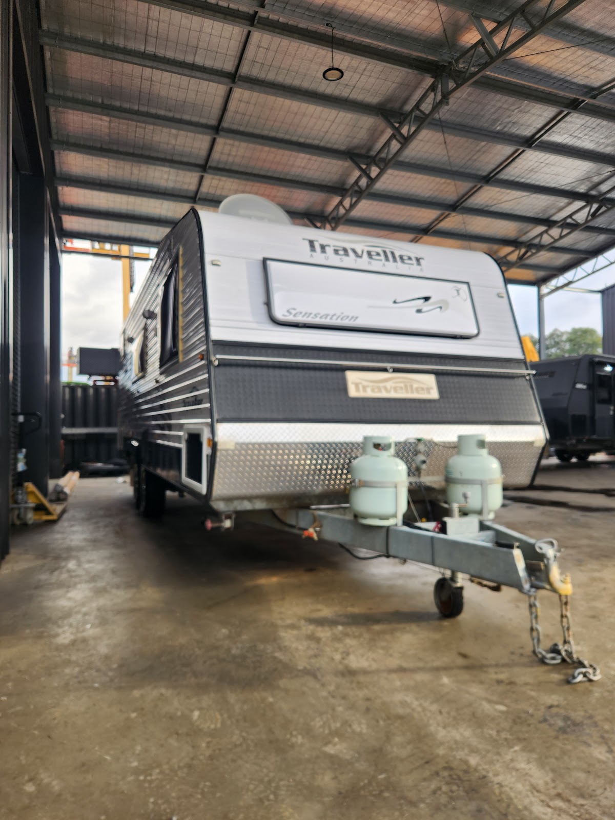 Traveller caravan detailed and ready for the road